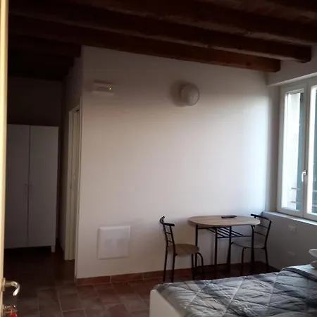 Alloggio per agriturismo L'antico Fienile Orzivecchi